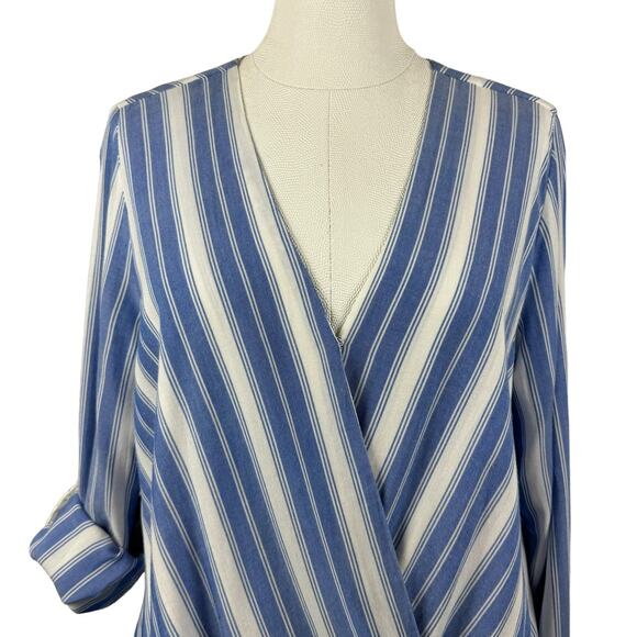 Women's KUT From The Kloth Striped Blouse Jenalee Cross Over Roll Sleeve Top Med - Picture 2 of 9